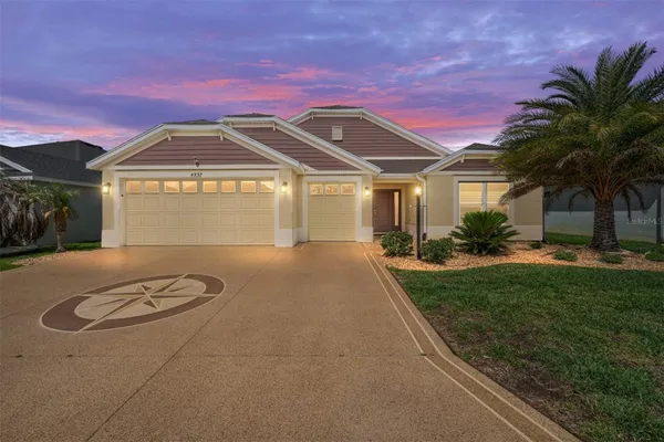 Property Slideshow image 2 of 37 | 4537 brooke ln, The Villages, FL, 32163