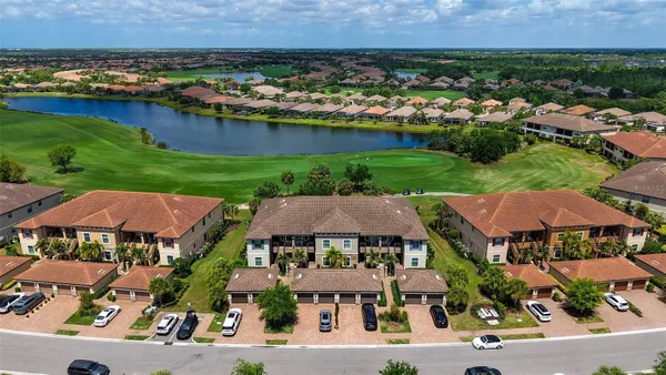 Property Slideshow image 2 of 78 | 13731 messina loop 102, Bradenton, FL, 34211