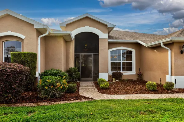 Property Slideshow image 2 of 29 | 5739 illumination ln, Leesburg, FL, 34748