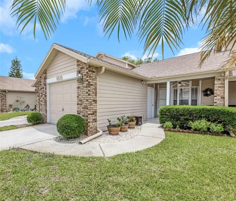 Property Slideshow image 2 of 56 | 6518 thicket trl, New Port Richey, FL, 34653