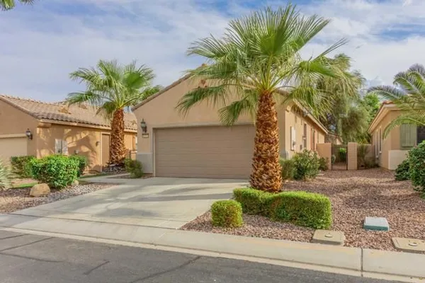 Property Slideshow image 2 of 21 | 81701 avenida de baile, Indio, CA, 92203