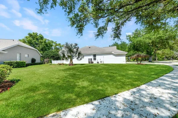 Property Slideshow image 3 of 39 | 1901 park forest blvd, Mount Dora, FL, 32757