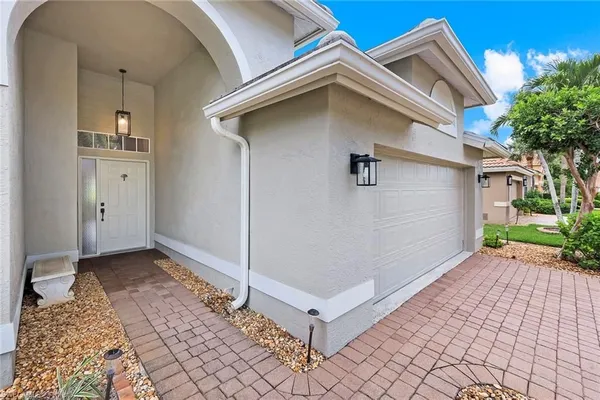 Property Slideshow image 2 of 39 | 25061 bay cedar dr, Bonita Springs, FL, 34134