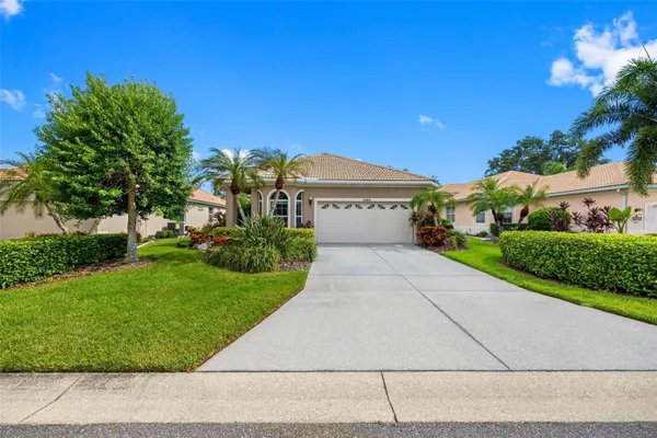 Property Slideshow image 2 of 45 | 7608 teal trce, Bradenton, FL, 34203