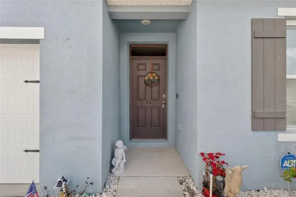 Property Slideshow image 2 of 34 | 2658 grandbury grove rd, Lakeland, FL, 33811