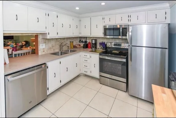 Property Slideshow image 3 of 55 | 2615 ne 3rd ct apt 217, Boynton Beach, FL, 33435