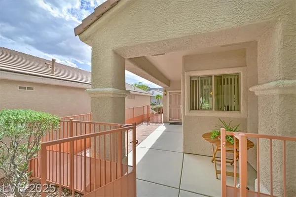 Property Slideshow image 3 of 40 | 2191 indigo creek ave, Henderson, NV, 89012