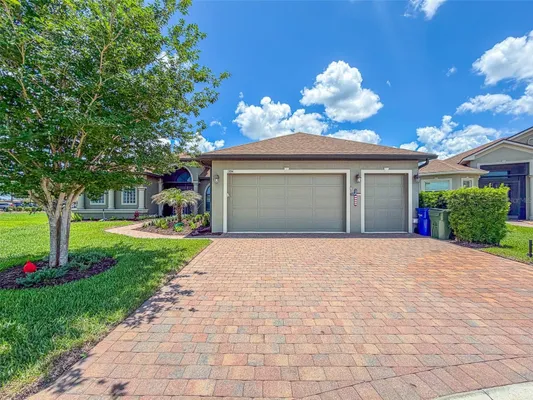 Property Slideshow image 3 of 62 | 1394 oakmont dr, Winter Haven, FL, 33884