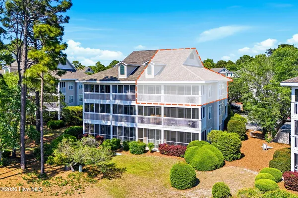 Property Slideshow image 3 of 50 | 3350 club villas dr 705, Southport, NC, 28461