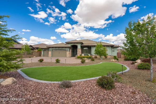 Property Slideshow image 3 of 73 | 5201 peavine view trl, Prescott, AZ, 86301