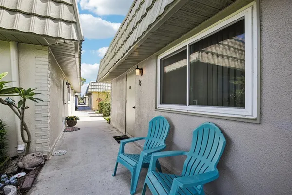 Property Slideshow image 3 of 51 | 201 kings blvd 13, Sun City Center, FL, 33573