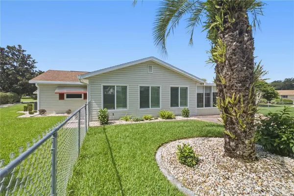 Property Slideshow image 3 of 32 | 17676 se 102nd cir, Summerfield, FL, 34491