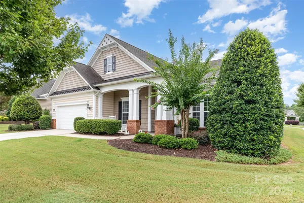 Property Slideshow image 2 of 46 | 2015 yellowstone dr # 146, Indian Land, SC, 29707