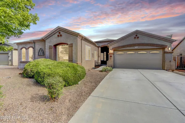 Property Slideshow image 2 of 51 | 7906 e mesteno rd, Prescott Valley, AZ, 86315