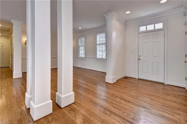 Property Slideshow image 3 of 50 | 1564 harbor rd, Williamsburg, VA, 23185