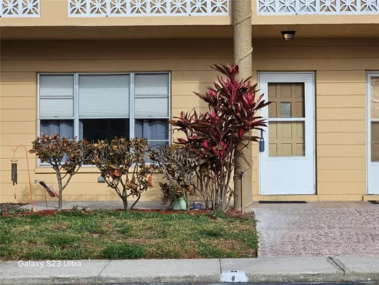 Property Slideshow image 2 of 71 | 2466 ecuadorian way apt 6, Clearwater, FL, 33763