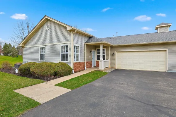 Property Slideshow image 2 of 28 | 12175 quail ridge dr 12175, Huntley, IL, 60142