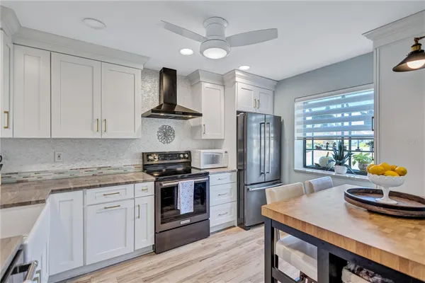 Property Slideshow image 3 of 66 | 3390 stonehaven ct a, Palm Harbor, FL, 34684