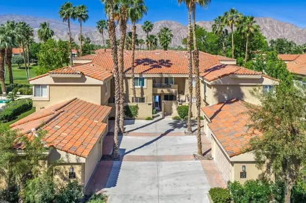 Property Slideshow image 3 of 40 | 55439 winged foot, La Quinta, CA, 92253