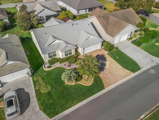 Property Slideshow image 3 of 65 | 8061 se 167th hilltop loop, The Villages, FL, 32162