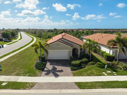 Property Slideshow image 2 of 63 | 10209 fiddlewood dr, Venice, FL, 34293