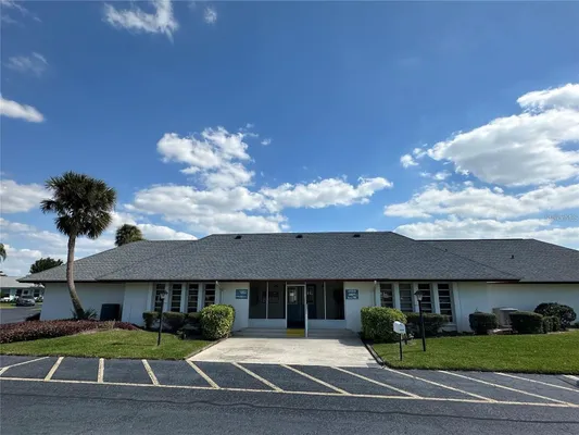 Property Slideshow image 3 of 23 | 3401 36th st 3401, Bradenton, FL, 34205
