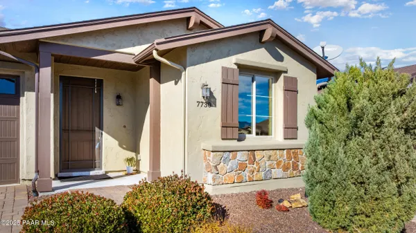 Property Slideshow image 2 of 35 | 7730 e lavender loop, Prescott Valley, AZ, 86315