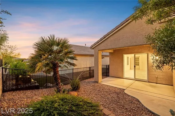 Property Slideshow image 3 of 62 | 2170 oliver springs st, Henderson, NV, 89052