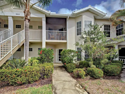 Property Slideshow image 2 of 48 | 902 addington ct 103, Venice, FL, 34293