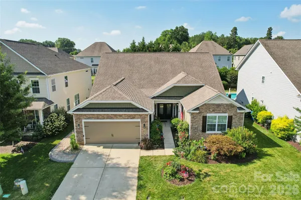 Property Slideshow image 2 of 48 | 123 tomahawk dr, Mooresville, NC, 28117
