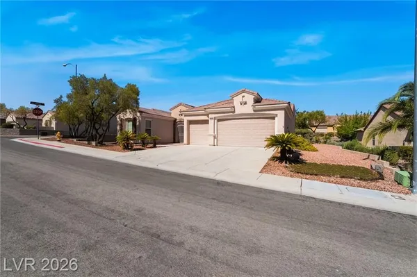 Property Slideshow image 2 of 46 | 2123 savannah river st, Henderson, NV, 89044
