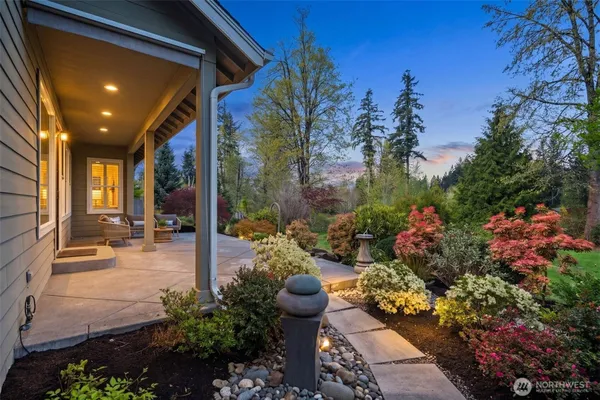 Property Slideshow image 3 of 40 | 12428 232nd ter, Redmond, WA, 98053