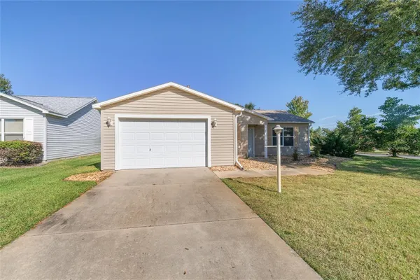 Property Slideshow image 3 of 33 | 1637 bluffton rd, The Villages, FL, 32162