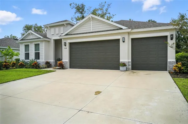 Property Slideshow image 3 of 60 | 3026 adrian dr, Ormond Beach, FL, 32174