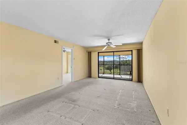 Property Slideshow image 3 of 38 | 1938 golfview dr # 1938, Tarpon Springs, FL, 34689