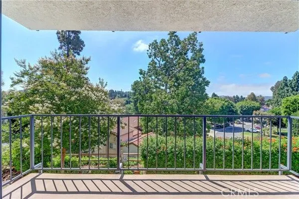 Property Slideshow image 3 of 49 | 3338 punta alta 2d, Laguna Woods, CA, 92637