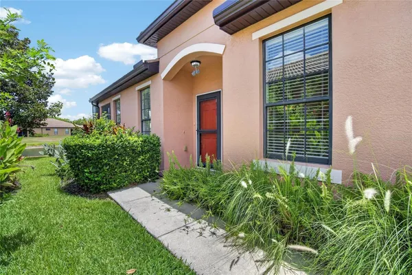 Property Slideshow image 3 of 97 | 132 shell falls dr, Apollo Beach, FL, 33572