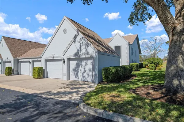 Property Slideshow image 3 of 48 | 6609 stone river rd 206, Bradenton, FL, 34203