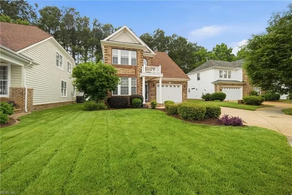 Property Slideshow image 3 of 43 | 2948 enchanting cir, Virginia Beach, VA, 23456