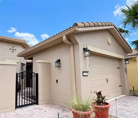 Property Slideshow image 2 of 69 | 2316 palm tree dr, Kissimmee, FL, 34759