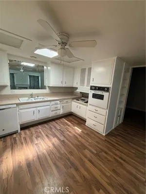 Property Slideshow image 3 of 9 | 13421 del monte dr apt 24c, Seal Beach, CA, 90740