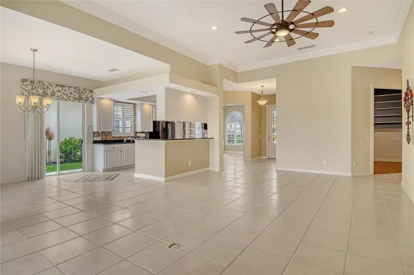 Property Slideshow image 2 of 70 | 5562 octonia pl, Sarasota, FL, 34238