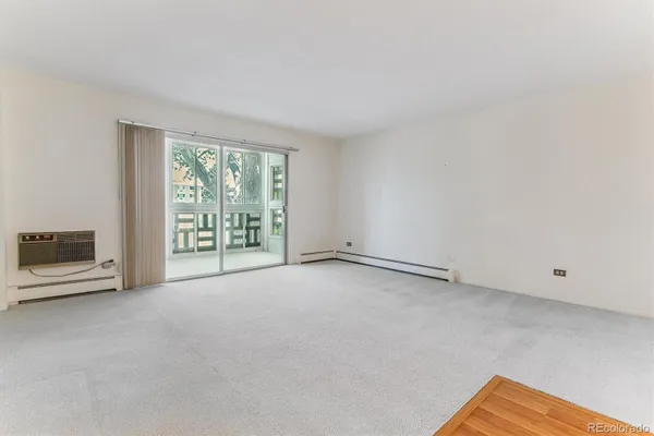 Property Slideshow image 2 of 26 | 620 s alton way 5b, Denver, CO, 80247