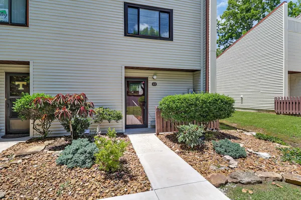Property Slideshow image 2 of 27 | 48 wilshire heights dr, Crossville, TN, 38558