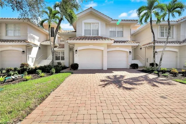 Property Slideshow image 3 of 34 | 3501 ballybridge cir apt 102, Bonita Springs, FL, 34134
