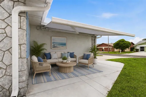 Property Slideshow image 2 of 44 | 3271 mcmath dr, Palm Harbor, FL, 34684