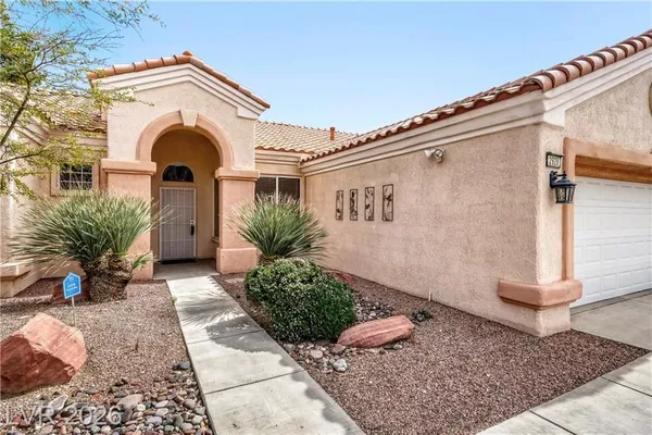 Property Slideshow image 2 of 51 | 2928 hawksdale dr, Las Vegas, NV, 89134