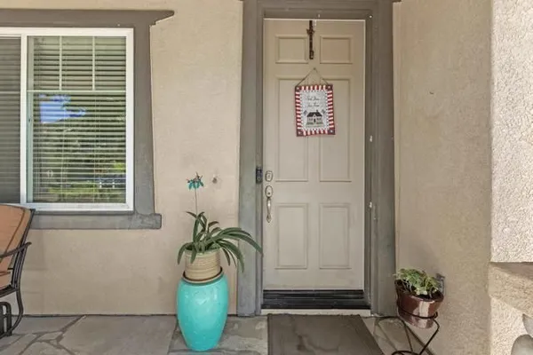 Property Slideshow image 3 of 41 | 28292 meadow glen way, Escondido, CA, 92026