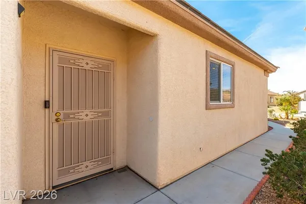 Property Slideshow image 2 of 32 | 2500 celestial light dr, Henderson, NV, 89044