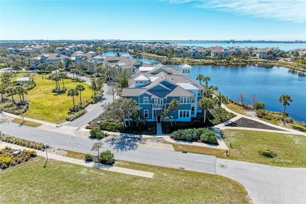 Property Slideshow image 3 of 99 | 226 sapphire lake dr 101, Bradenton, FL, 34209